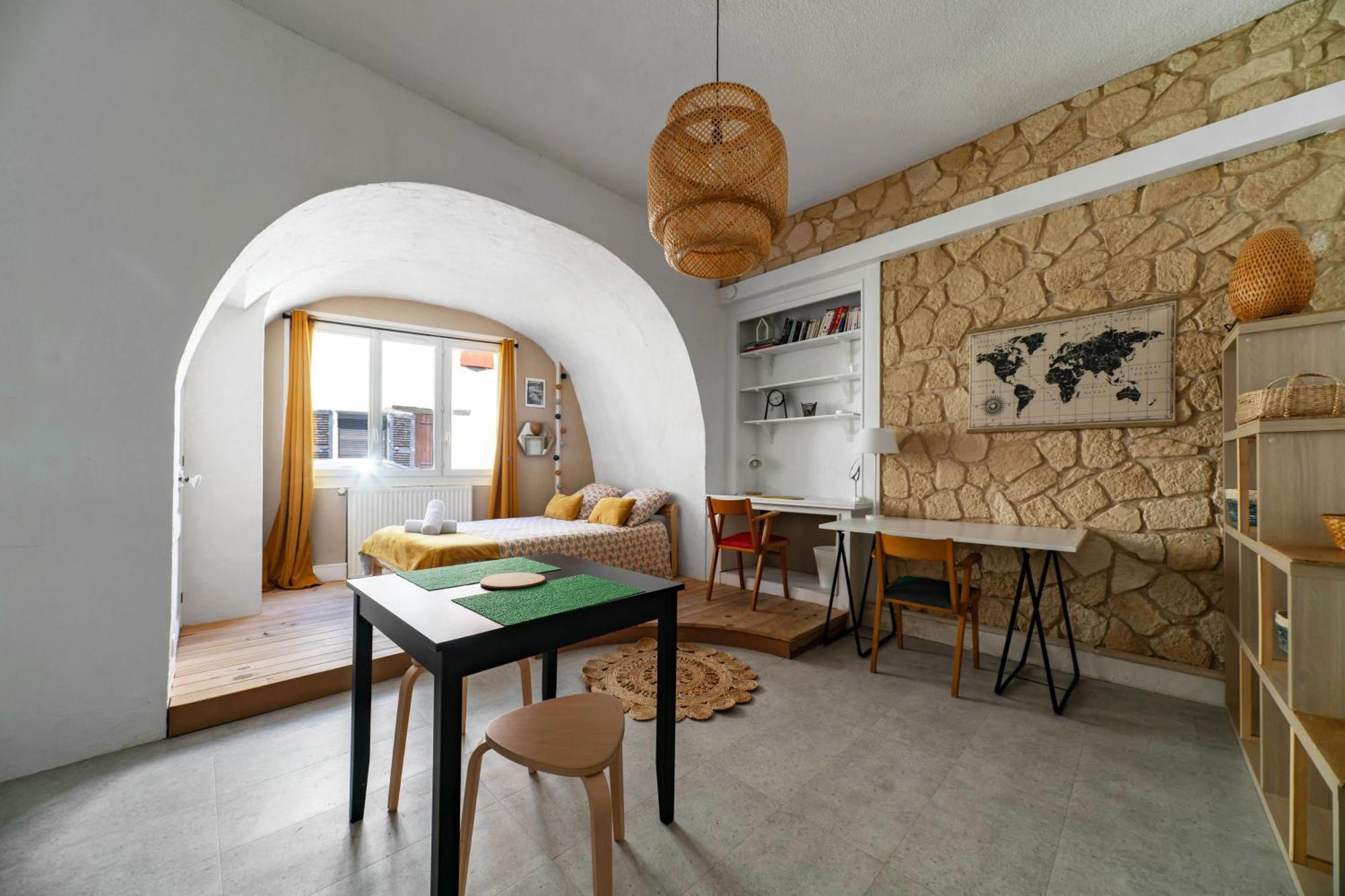 Grande Maison Cusset - Maison De Ville - 3 Chambres Екстериор снимка